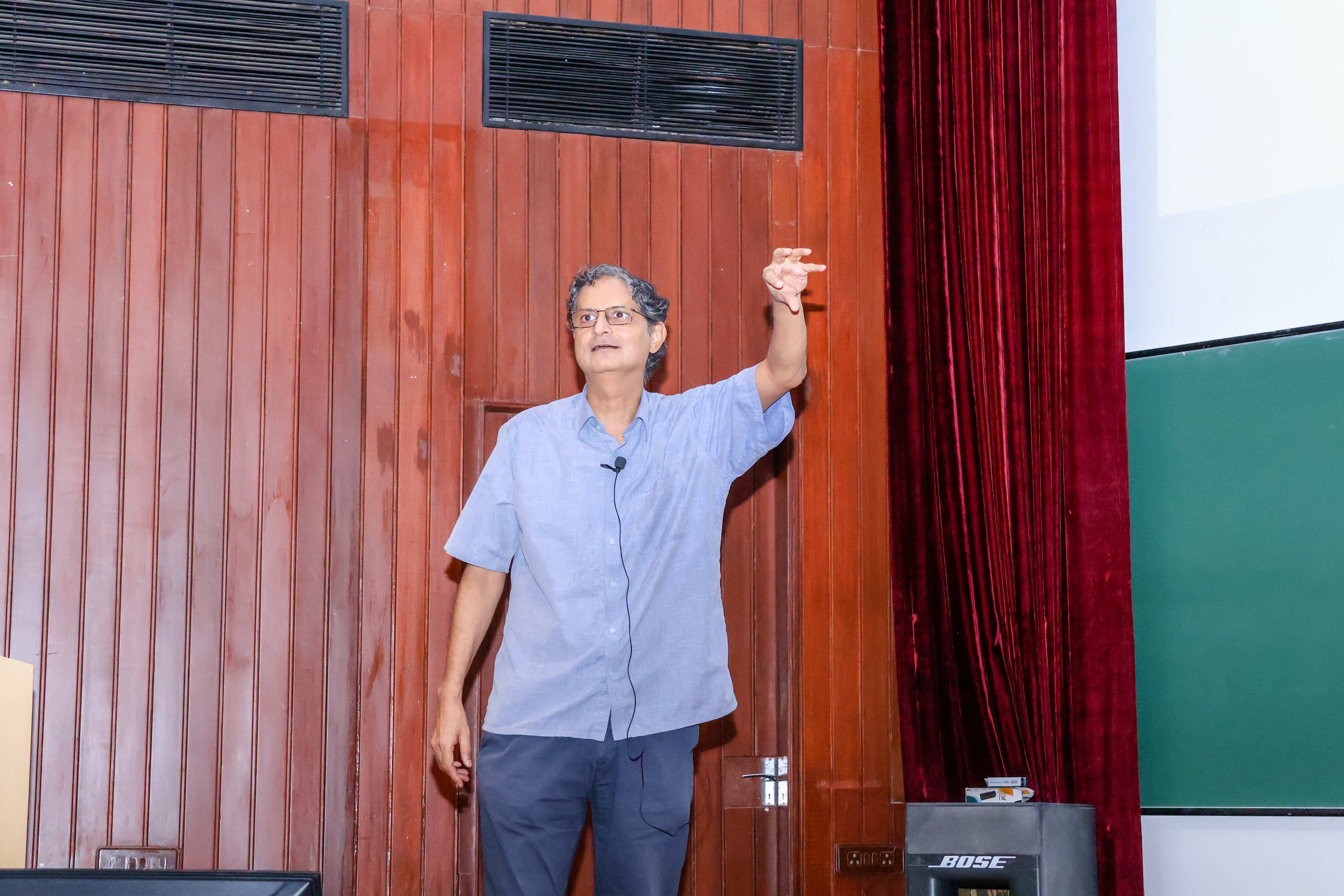 Photo: Siva, IMSc Media, “If you go by what is shining, you will miss a lot of mass.”